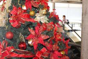 Papá Noel visita las policlínicas municipales de Maldonado