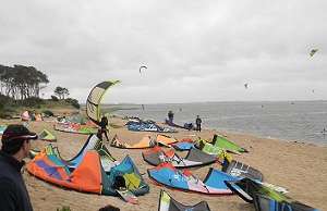 Cambiaron zona habilitada para práctica de kitesurf en la Brava