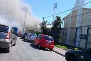 Bomberos investiga las causas de un incendio en Maldonado Nuevo
