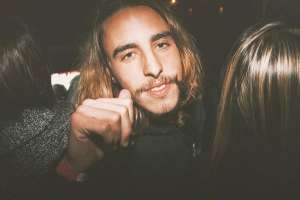 Apareció el "ángel" que ayudó al cordobés atacado en un boliche de Punta del Este