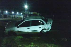 Un auto chocó a dos vehículos en Piriápolis; dos personas resultaron politraumatizadas