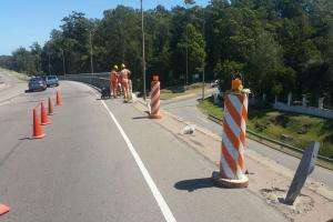 Repararon el guardarraíl en la zona de Punta Ballena, que estaba roto tras un accidente