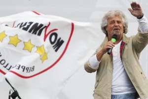 El Movimiento 5 Estrellas italiano se moviliza en Sudamérica y estuvo en Maldonado