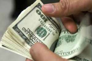 Por trabas de los bancos administradores de propiedades buscan alternativas para envío de dinero del exterior