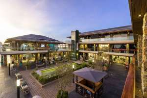 Demanda judicial: lucha por las marcas desata guerra de shoppings en Punta del Este