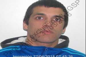 El hombre que robó un casco y cometió un arrebato fue enviado a la cárcel