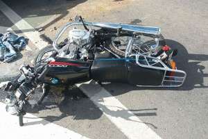 Pan de Azúcar: dos motociclistas graves al chocar contra una camioneta en la Interbalnearia