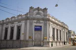 Procesaron a tres personas por estafa en BROU San Carlos