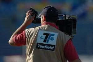 Escándalo en el fútbol del interior por impedir televisación de partidos; domingo sin emisiones