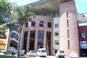 Proponen que vestuarios del Campus sean nombrados en reconocimiento a Nandez y Campaña