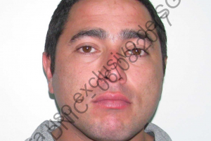 Lo atraparon herido: fue condenado un sujeto que agredió a una joven para robarle un celular