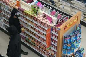 Le impusieron medidas al adolescente que se desacató tras robar en un supermercado