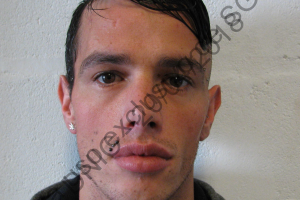 Condenaron a dos sujetos atrapados cuando cometían una rapiña a un comercio que vende leña