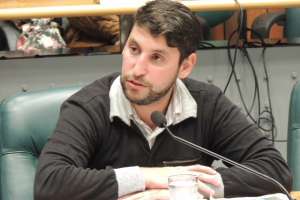 Reclaman más auxiliares para la Escuela 99 de Cachimba del Rey