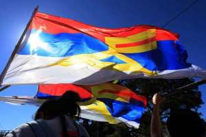 Intensos contactos tras renuncia de Hernández: define la Mesa Política del FA este jueves