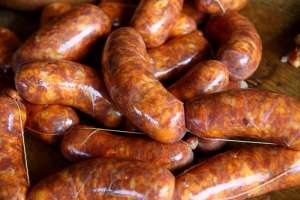 Idea surgió en Maldonado: proyecto que habilita a vender chorizo casero fue aprobado en Diputados