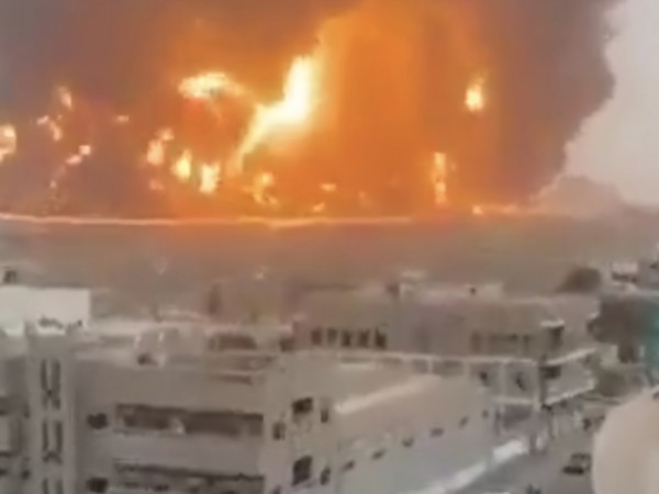 Ataque conjunto de E...