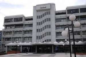 Intendencia y Municipios cierran debido a la alerta roja