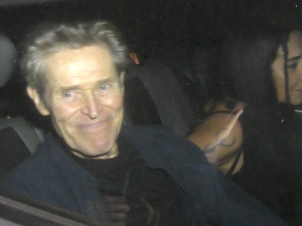 Con la presencia del...