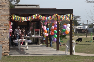 Celebran Día del Niño en la Juanita y destacan avances en la obra Camino Arco del Sol
