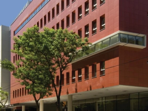 Niño intoxicado viajó a Buenos Aires y continúa grave: “Están evaluando la posibilidad de hacerle un trasplante de hígado”, dijo su abuelo