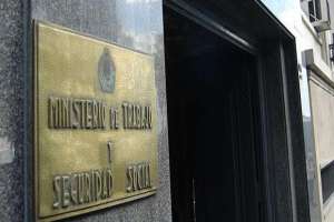 Gremio de funcionarios de UGD citó a OSE a la DINATRA