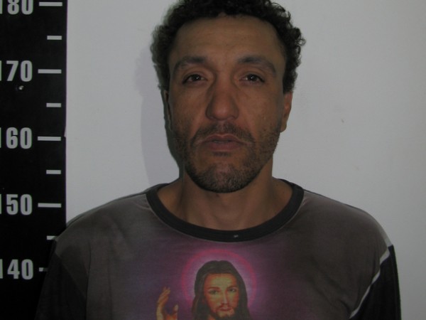 Un hombre marchó a l...