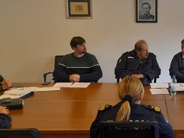 Coordinación entre Policía, Mides y Municipio de Punta del Este permite devolver a su lugar de origen a personas en situación de calle