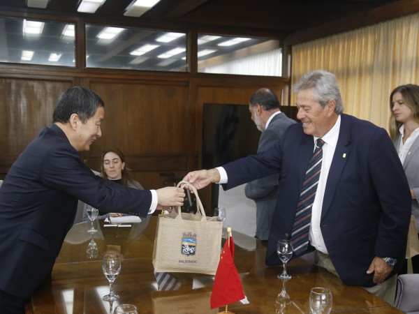 El gobierno departamental continúa estrechando lazos con China: vicegobernador de Heilongjiang se reunió con Antía