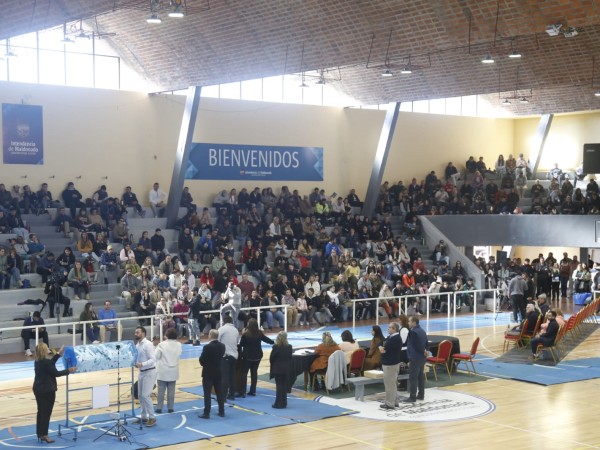Momentos de emoción por sorteados con terrenos; Antía resaltó que familias jóvenes podrán “construir su nido” gracias a un Programa único de la IDM en el país