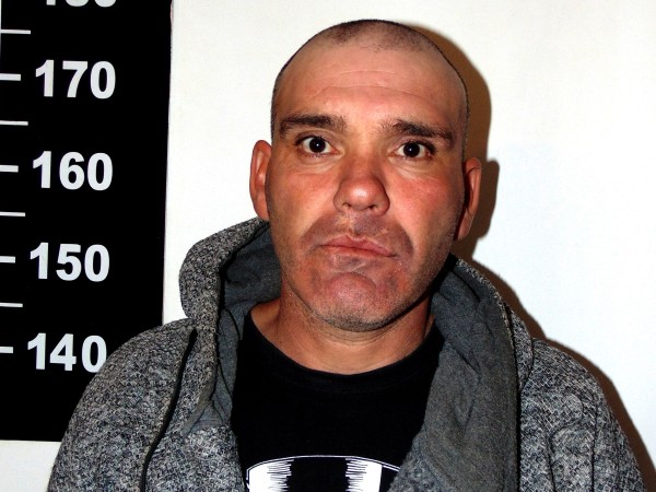 Amenazaba a una familia desde hacía tiempo e ingresó a su domicilio mientras dormían