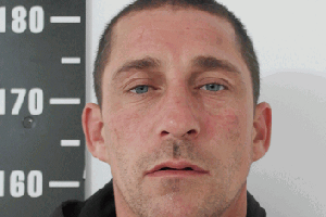 Condenaron a dos hombres y una mujer que robaron en una casa