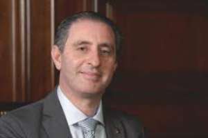 Eduardo Elinger presentó renuncia a su cargo en el directorio del BROU