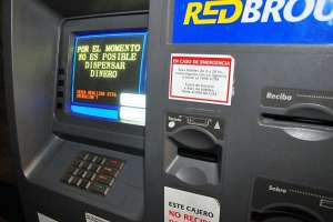 AEBU: nuevos problemas en los cajeros RedBrou se deben al sistema informático