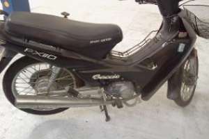 Atraparon a un sujeto que intentó reintegrar una moto robada a su propia dueña