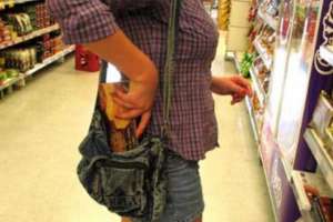 Condenaron a una mujer que robó en un supermercado