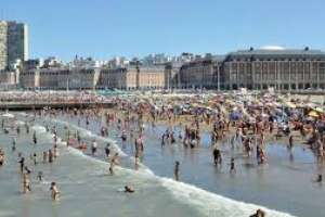 Punta del Este y destinos de Brasil aparecen más caros que Mar del Plata para vacacionar, según chequeos argentinos