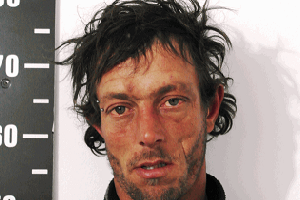 Tíos maniataron a sobrino para robar una garrafa