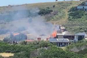 Bomberos trabaja en principio de incendio en colonia de vacaciones y club de pesca de Las Grutas