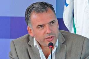 Intendente de Canelones expone en Maldonado: "Visión del Estado sobre Empresas Privadas y Normas"