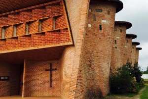 Diálogo sobre la obra de Eladio Dieste