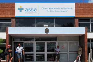 Arresto nocturno para una paciente que se desacató en la emergencia del hospital