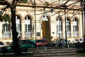 Condenaron a una pareja que golpeó y robó a un hombre