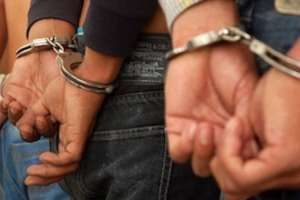 Formalizaron a tres sujetos que agredieron a la Policía y a un guardia de seguridad en un baile