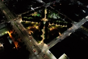 Reinauguran la Plaza 19 de Abril en San Carlos, con varias innovaciones