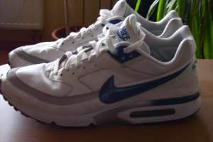 Condenaron al hombre que robó championes y ropas en el patio de una casa