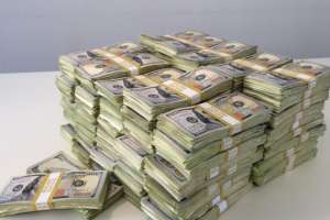 Bancos de inversión buscan “peces gordos” argentinos en Punta del Este