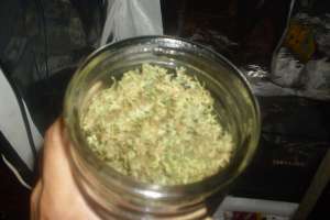 Atraparon a un adolescente que estaba vendiendo droga