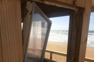 Dos casetas de guardavidas fueron vandalizadas al comienzo del Año Nuevo
