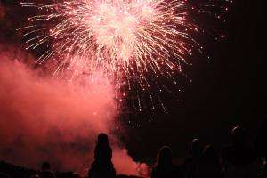 La Barra se iluminará con el espectáculo de fuegos artificiales
